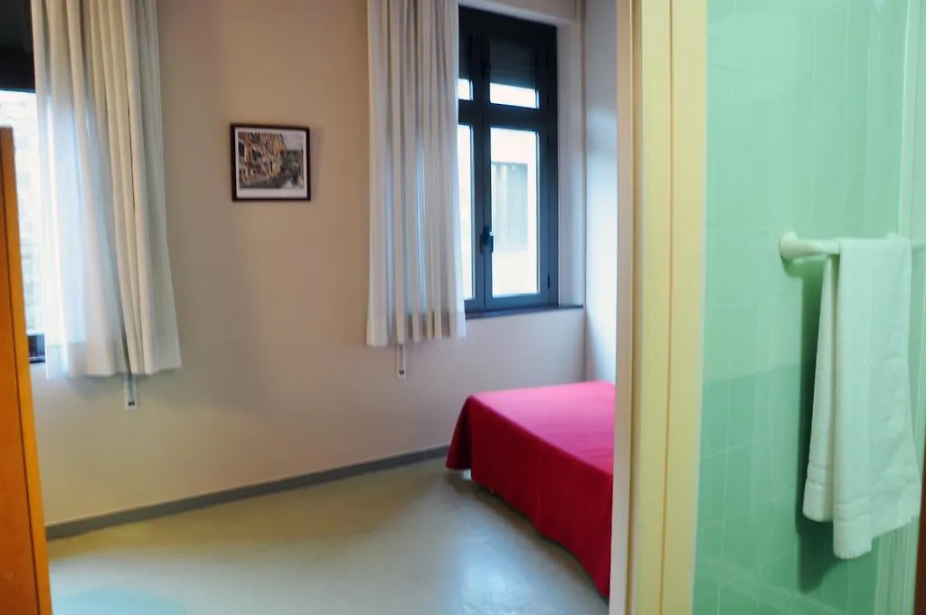 Residencia D'Investigadors Albergue Barcelona