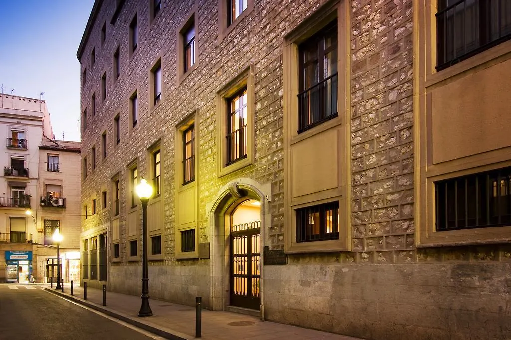 Residencia D'Investigadors Albergue Barcelona Hostal