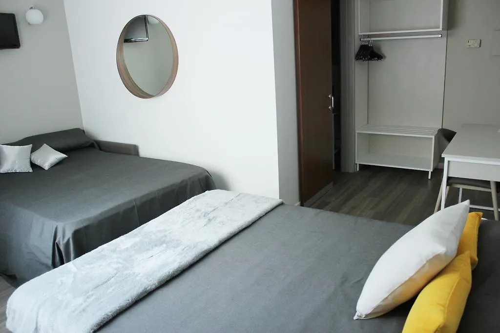 Hostal Residencia D'Investigadors Albergue Barcelona