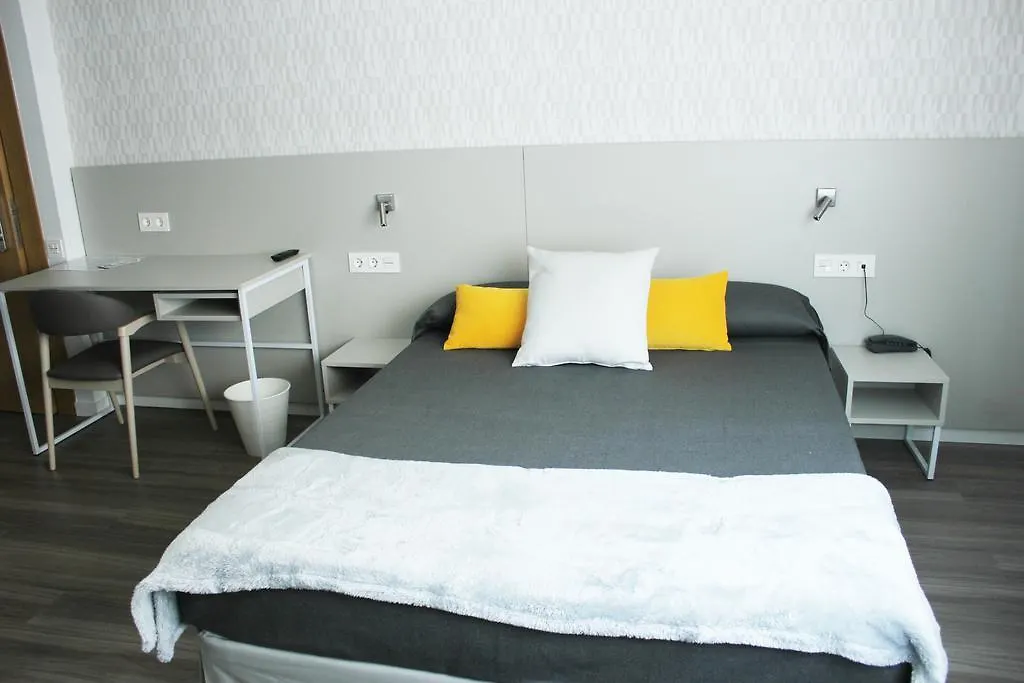Residencia D'Investigadors Albergue Barcelona Hostal