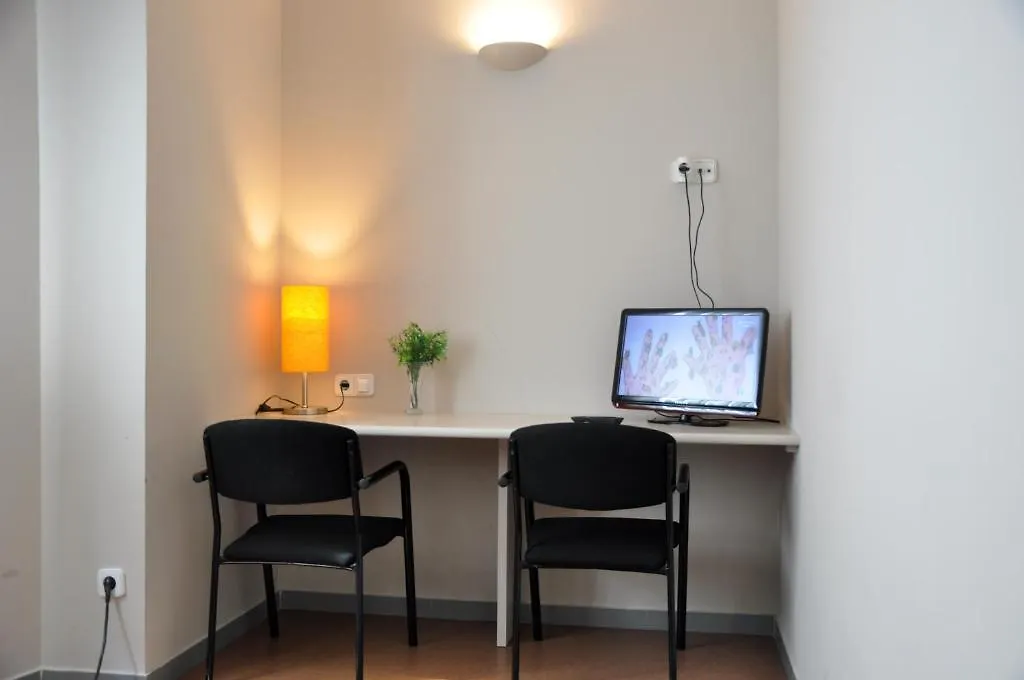 Residencia D'Investigadors Albergue Barcelona Hostal